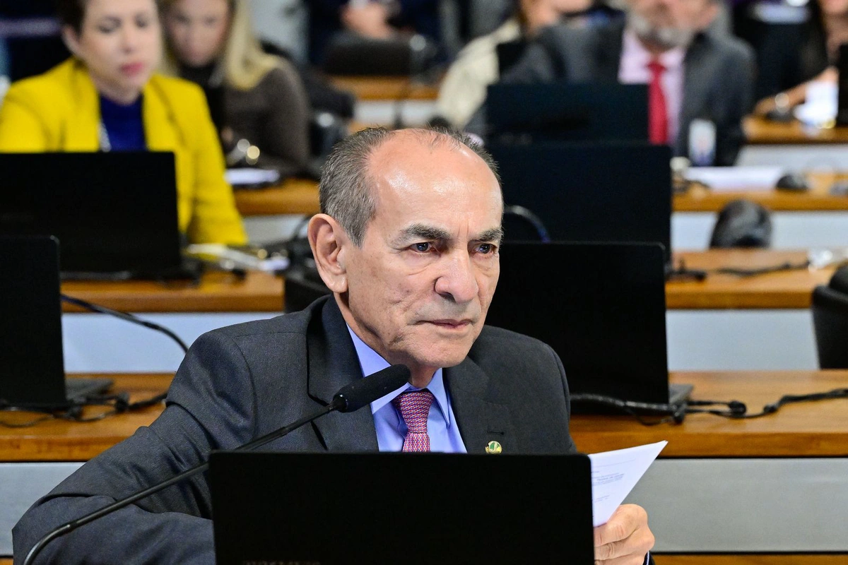 Marcelo Castro