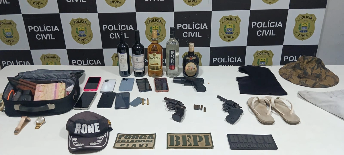 Material apreendidos com os menores na zona norte de Teresina