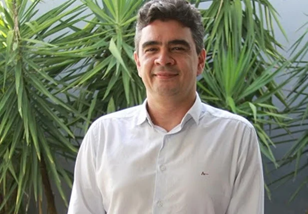 Médico Edilso Carvalho