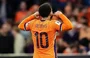 Memphis Depay marcou de pênalti contra a Finlândia nas Eliminatórias da Copa