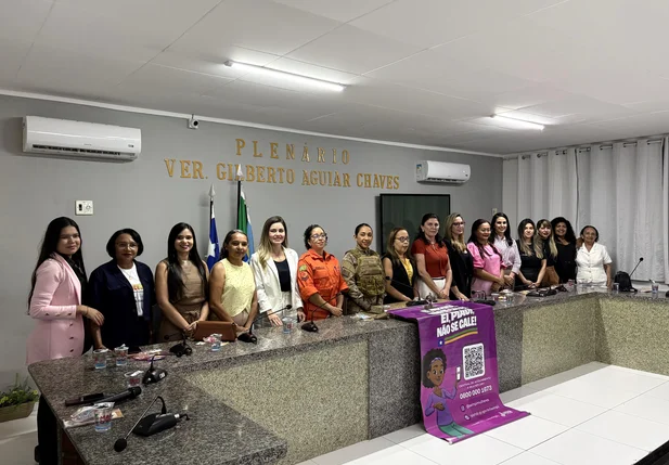 Mesa-redonda em Esperantina
