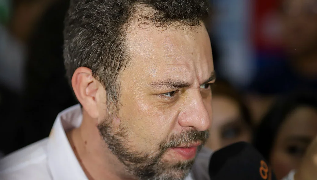 Ministro Guilherme Boulos