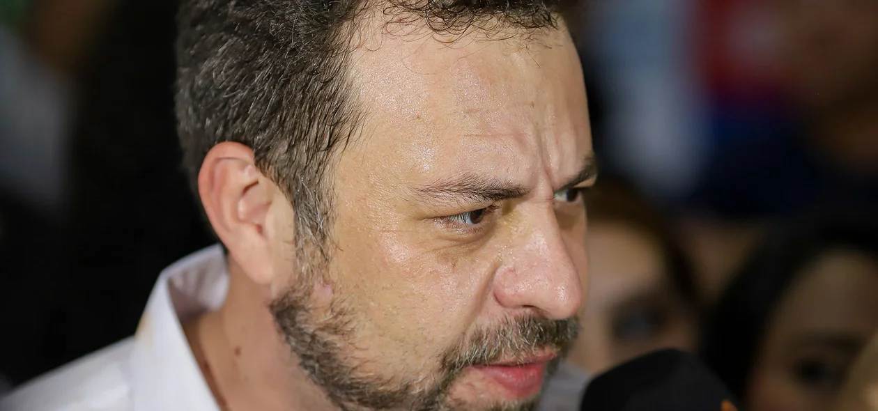 Ministro Guilherme Boulos