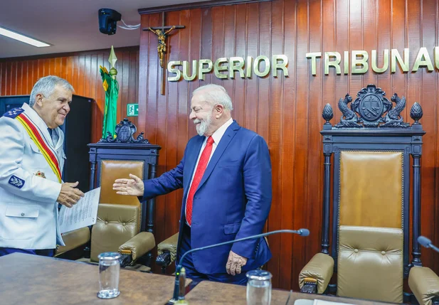 Ministro Joseli Parente Camelo e Lula