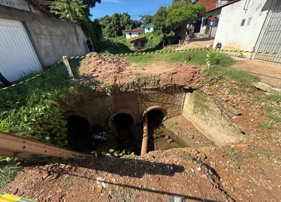 Moradores reclamam de galeria