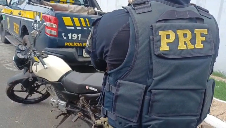 Moto furtada no Ceará com sinais de adulteração é recuperada em Teresina pela PRF