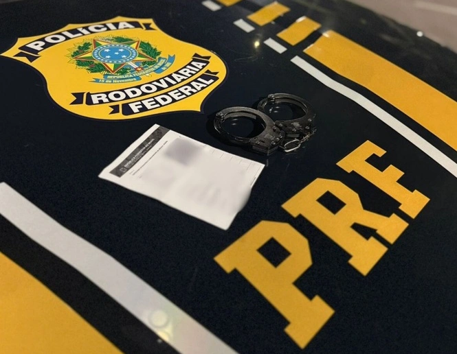 Motorista foi conduzido à sede da PF após abordagem da PRF