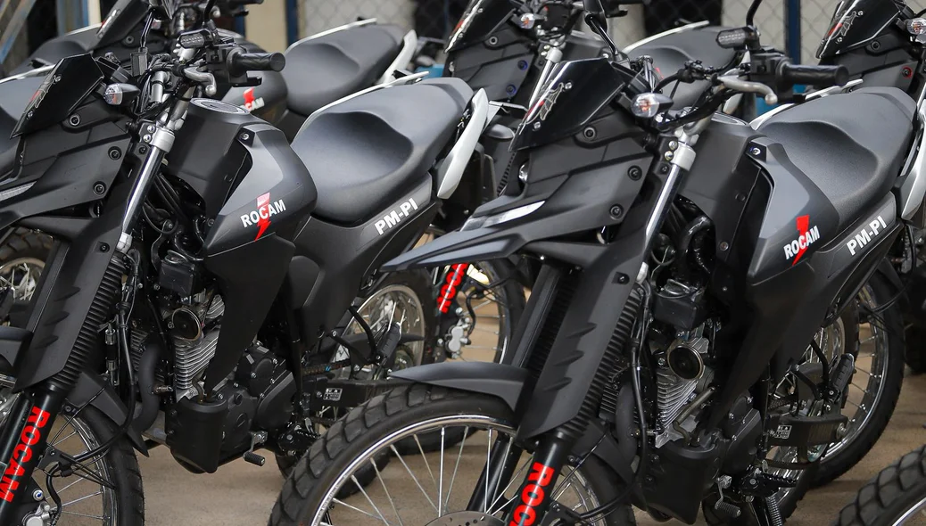 Novas motocicletas para a ROCAM