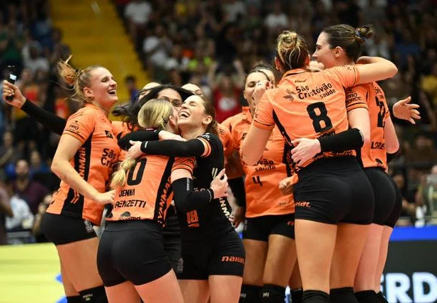Osasco vence Minas e é campeão da Copa Brasil de Vôlei
