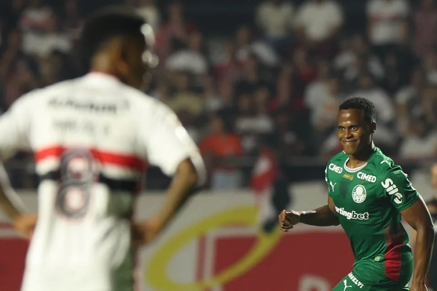 Palmeiras vence São Paulo no Brasileirão