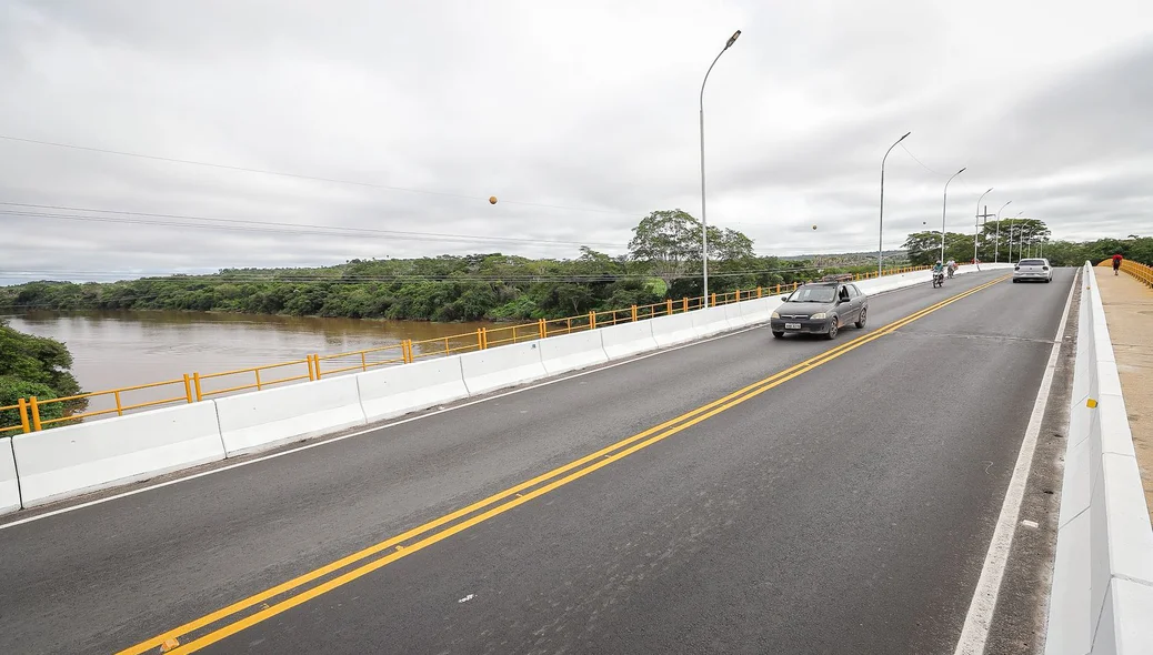 Ponte do Mocambinho após revitalização