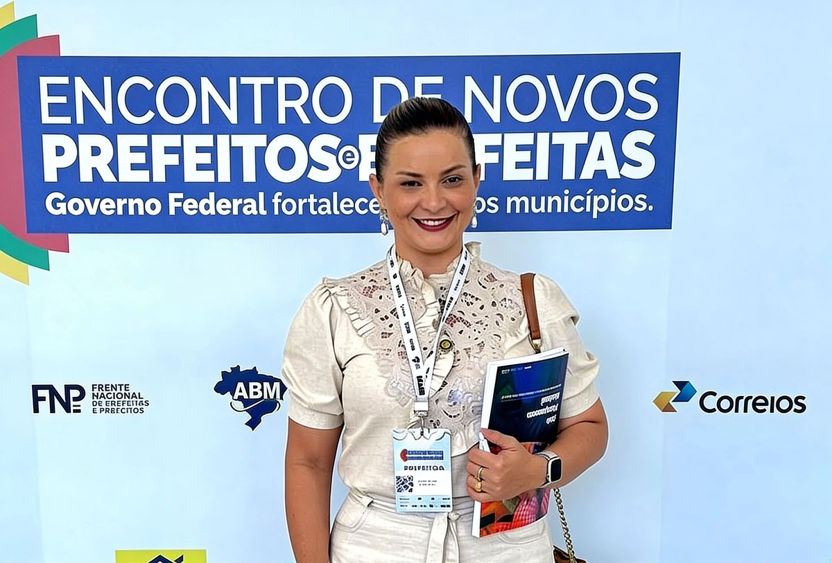 Prefeita Laura Rosa