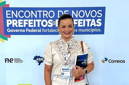 Prefeita Laura Rosa