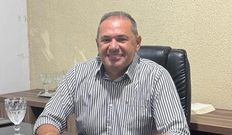 Prefeito de Prata do Piauí, Acelino Mendes de Moura, conhecido como Neto Mendes