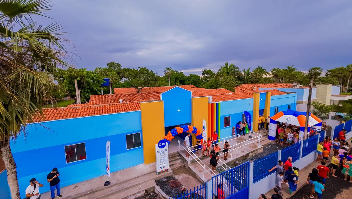 Prefeito Pedro Gomes entrega reconstrução de mais uma escola em José de Freitas