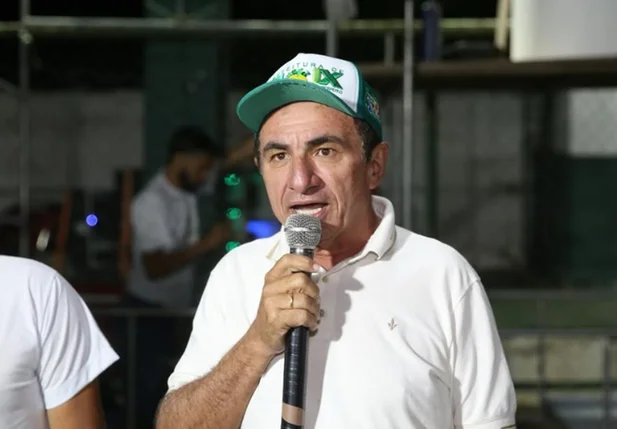 Prefeito Silas Noronha
