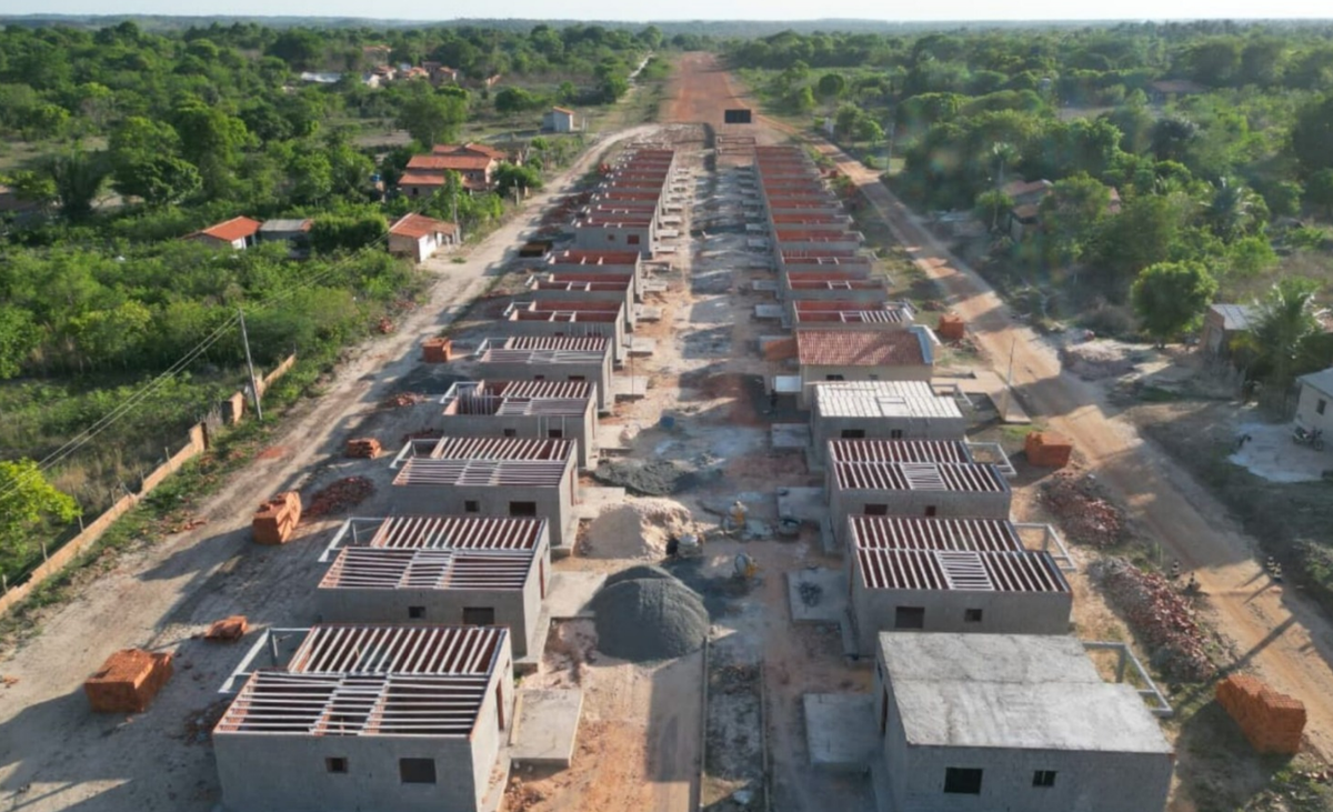 Prefeitura de Esperantina abre inscrições para financiamento de moradias do Residencial Themístocles Sampaio