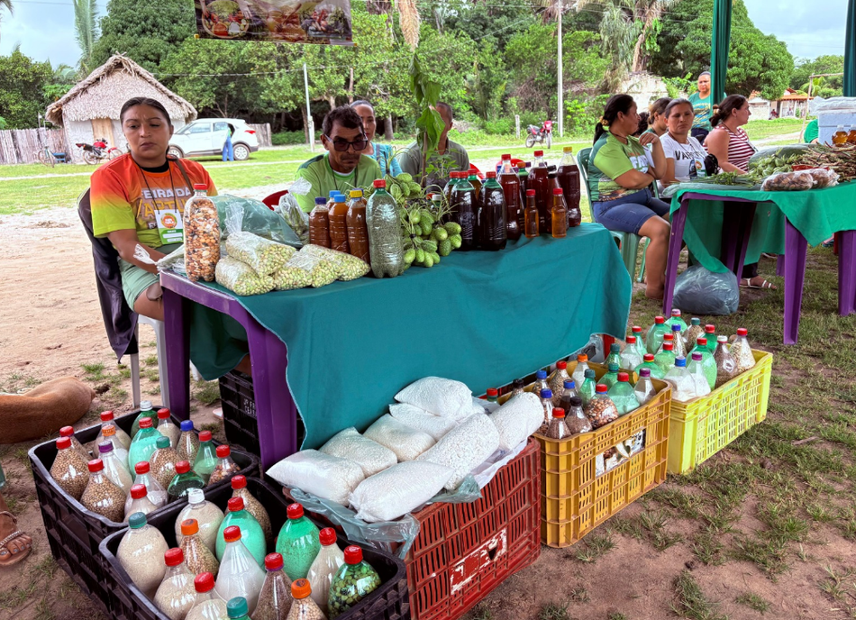 Prefeitura de Esperantina abre IV Feira da Fartura com grande participação popular e animação na localidade Angelim