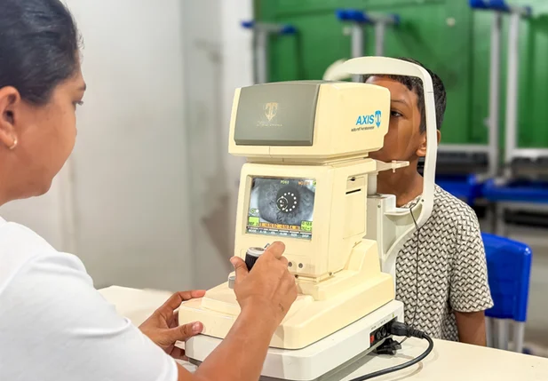 Programa “Ver Bem, é Estudar Melhor” leva saúde visual a alunos em Parnaíba