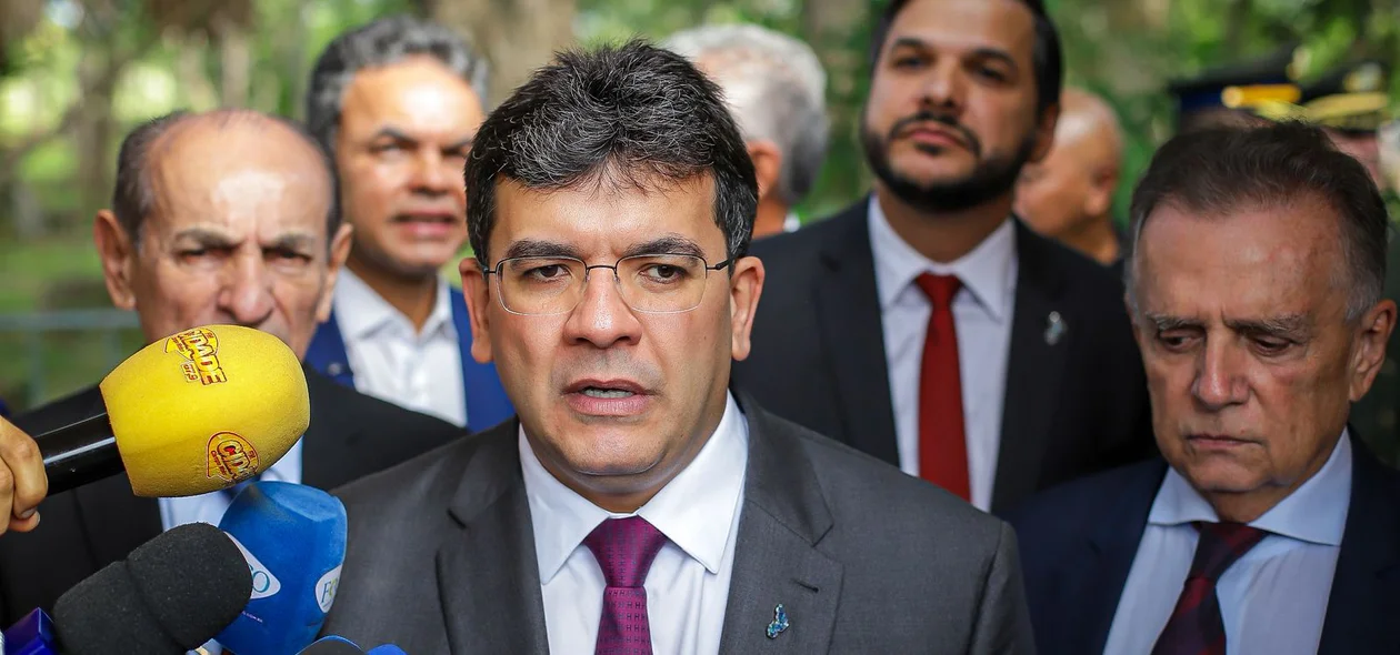 Rafael Fonteles e autoridades