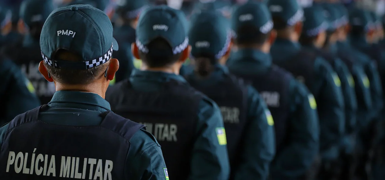 Rafael Fonteles entrega novo fardamento, armas e viaturas para a Polícia Militar do Piauí