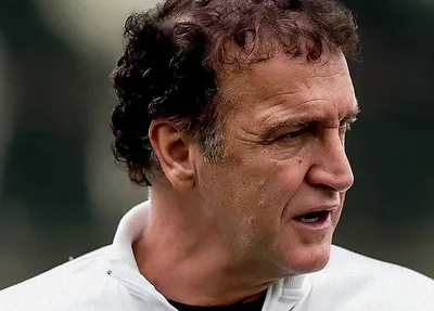 Santos acerta a contratação do técnico Cuca