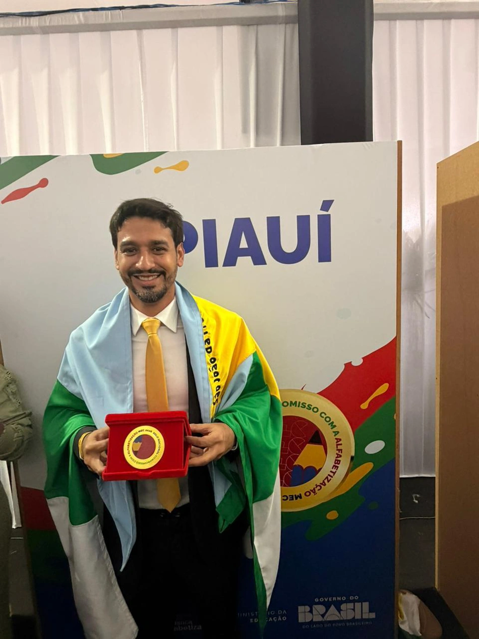 São João da Fronteira recebe Selo Ouro por avanço na alfabetização