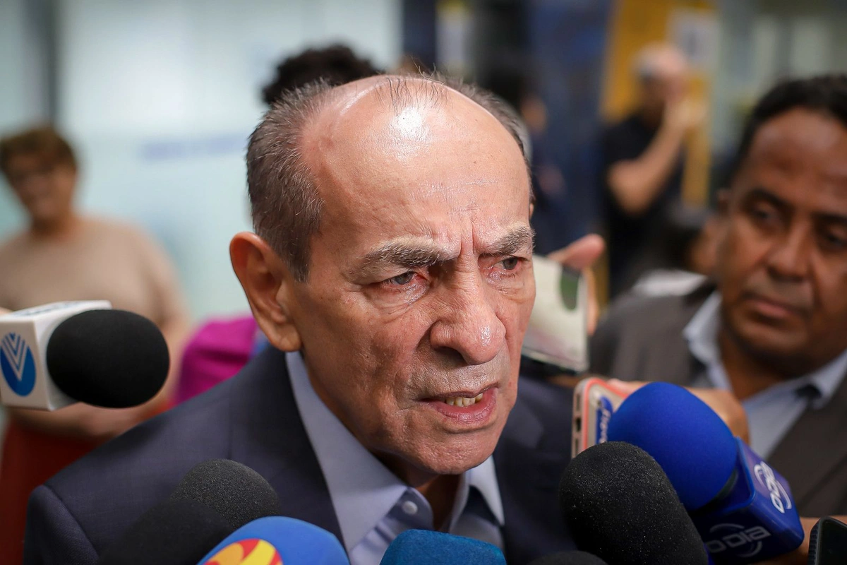 Senadro Marcelo Castro