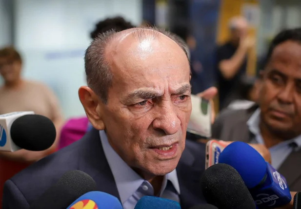 Senadro Marcelo Castro