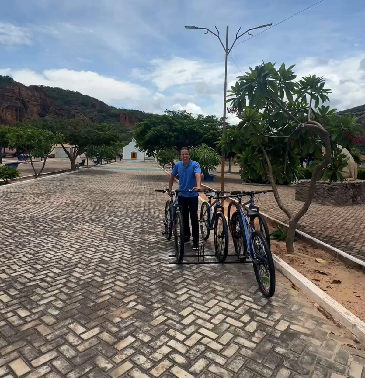 Victor Carvalho expande projeto de bicicletas gratuitas e leva iniciativa ao Sítio do Mocó