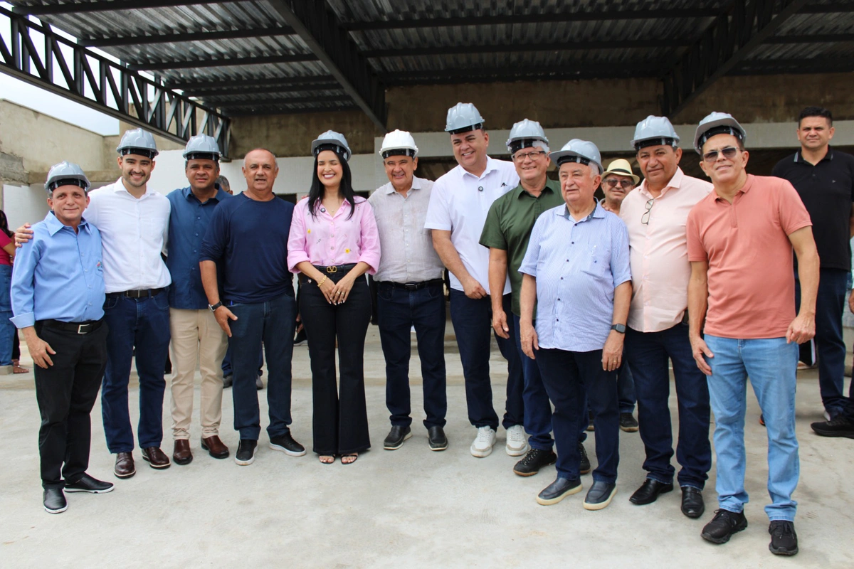 Visita a obra em São Raimundo Nonato