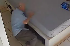 Vovô Anésio sofre queda