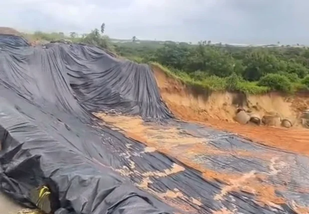 Área isolada pela Superintendência de Obras Públicas (SOP) do Ceará