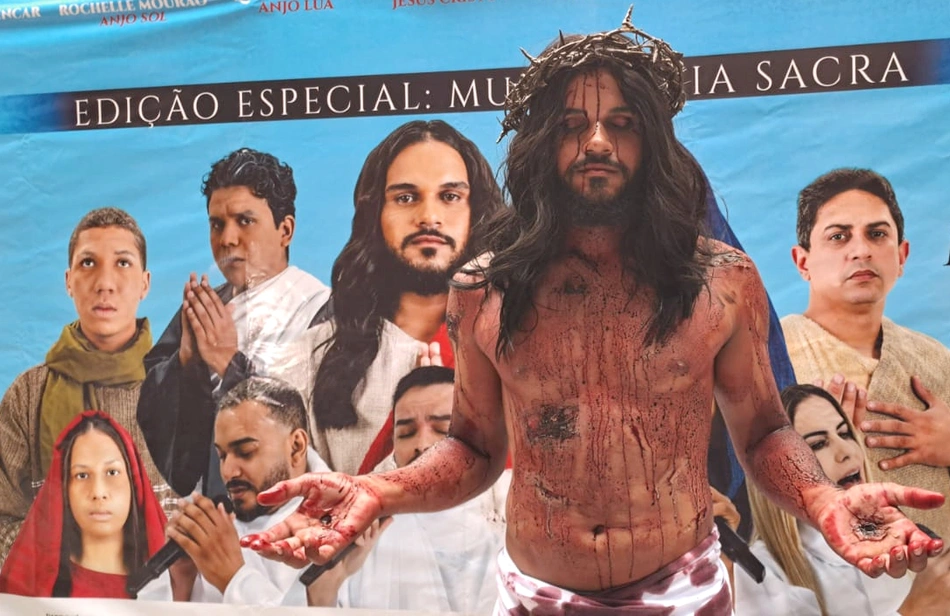 Ator Pedro Lívio interpretando Jesus