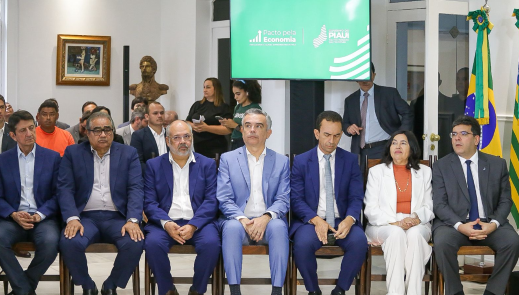 Autoridades presentes no evento