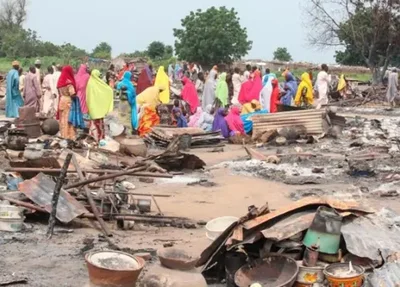 Bombardeio em mercado da Nigéria deixa pelo menos 100 mortos