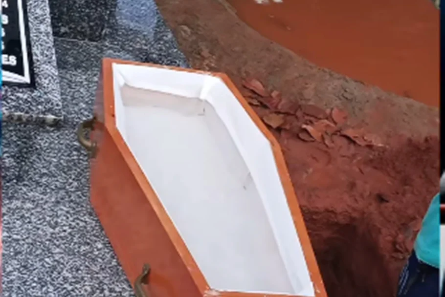 Caixão vazio
