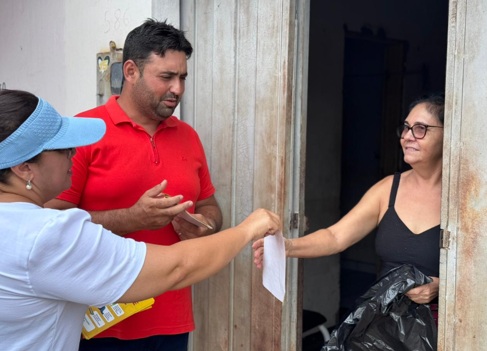 Campanha de conscientização contra a dengue