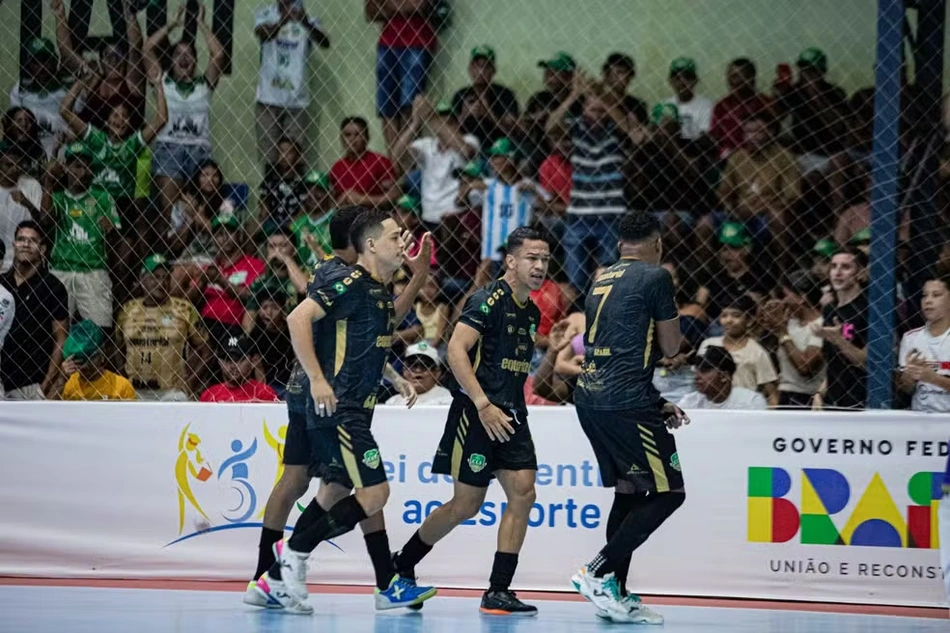 Campo Largo avança para a segunda fase da Copa do Brasil de Futsal