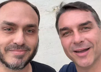 Carlos Bolsonaro e Flávio Bolsonaro