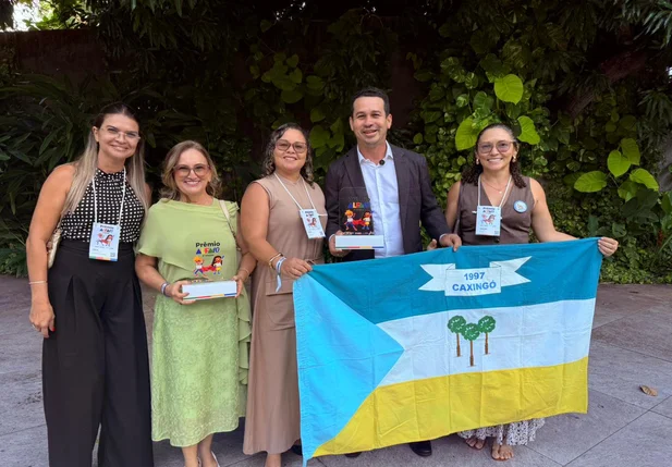 Caxingó recebe Prêmio Alfa-10 em Teresina e se destaca pela educação de qualidade