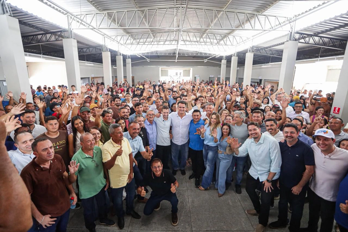 Ciro Nogueira reforça pré-candidatura à reeleição e cumpre agenda em cidades do Sul do Piauí com inauguração de obras