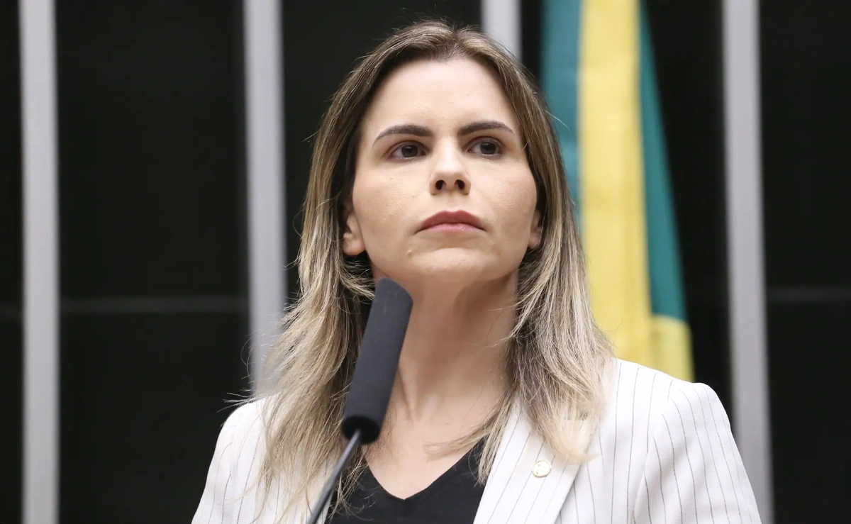 Clarissa Tércio