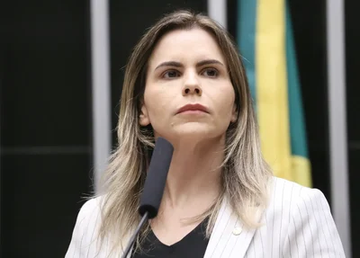 Clarissa Tércio