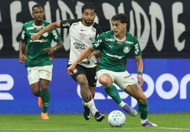 Corinthians segura empate contra o Palmeiras