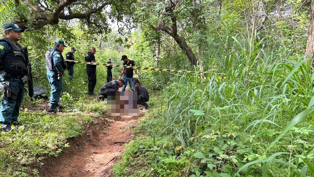 Corpo foi encontrado em área de mata