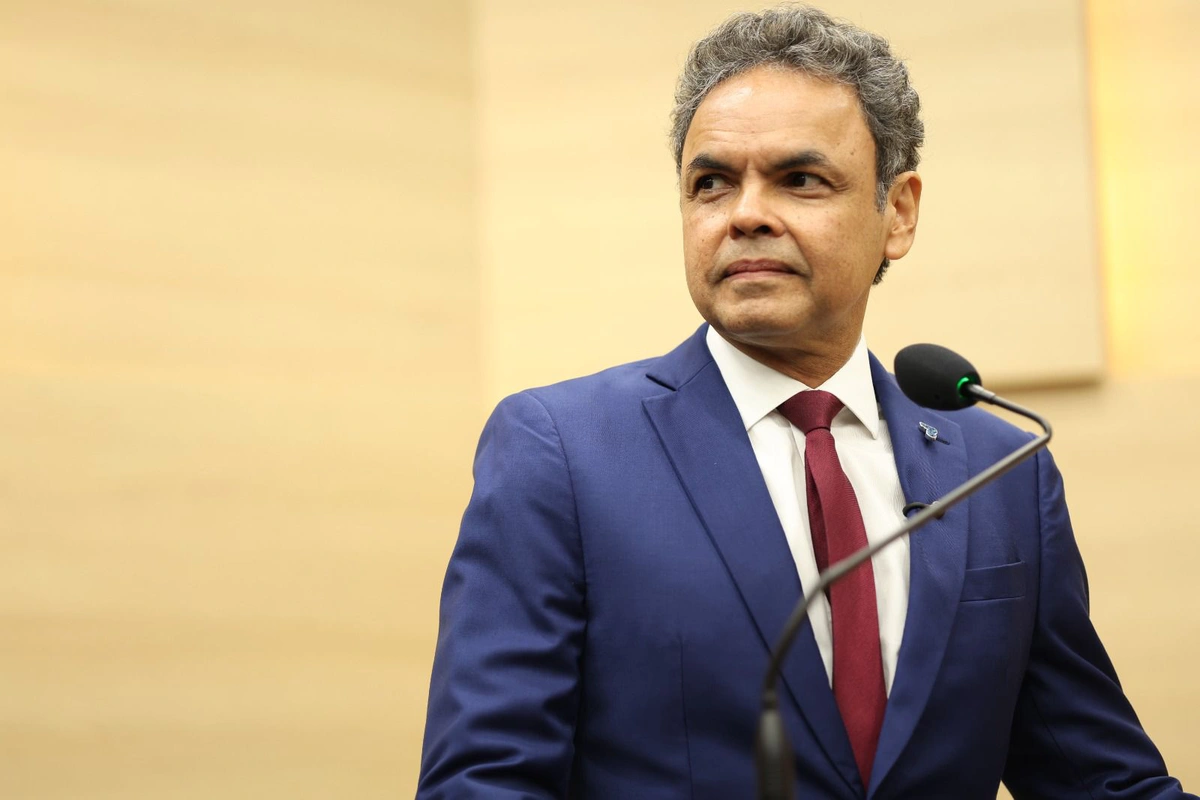 Deputado Dr. Gil Carlos
