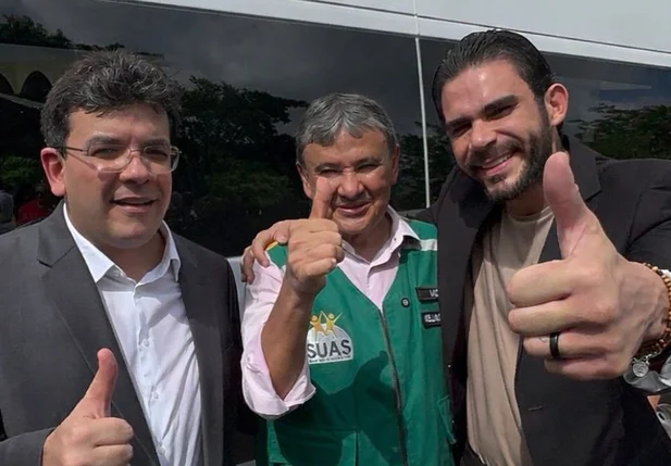 Deputado Dr. Marcus Kalume participa da entrega de ambulâncias e veículos do MobSUAS no Piauí