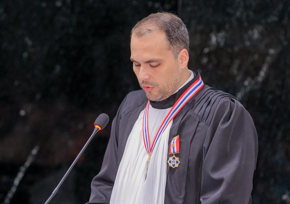Desembargador Mário Basílio discursando