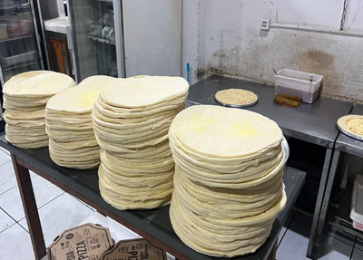 Dono de pizzaria é indiciado após cliente morrer e 100 passarem mal